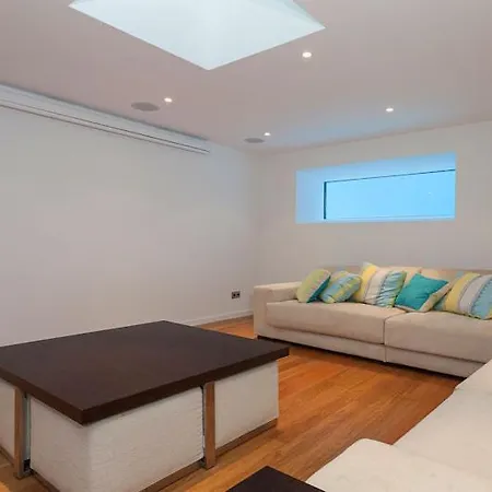 Vale Do Garrao Sleeps 11 With Pool Air Con And Wifi Βίλα Vale do Lobo