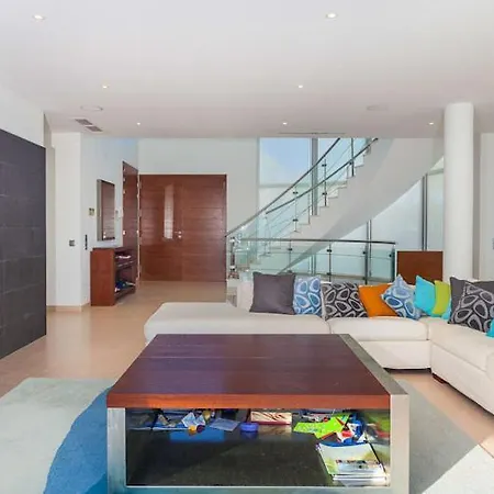 Villa Vale Do Garrao Sleeps 11 With Pool Air Con And Wifi Vale do Lobo